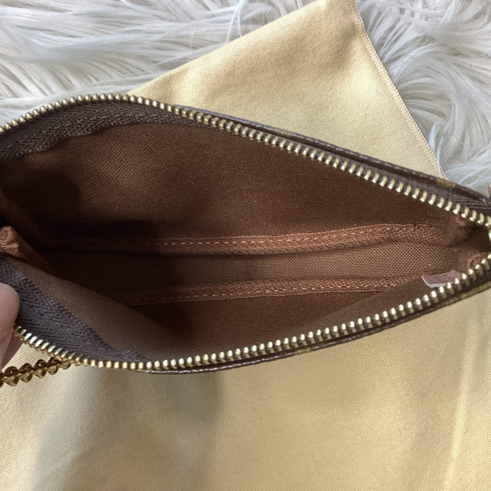Louis Vuitton Rue Scribe Mini Pouch - Picture 7 of 10